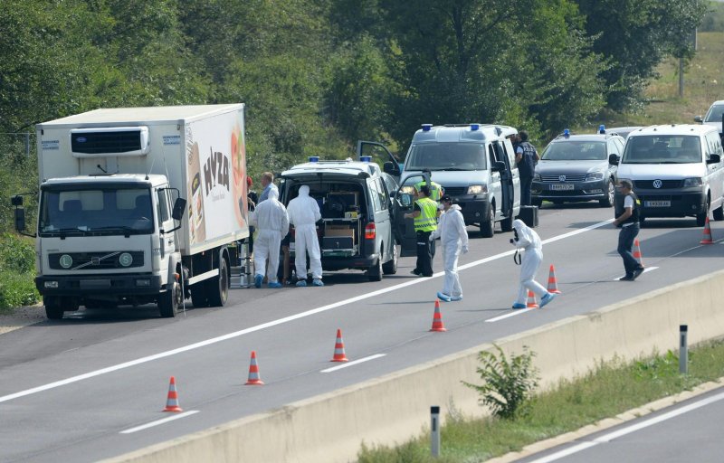 Κάντε κλικ για μεγέθυνση αυστρία φορτηγό πρόσφυγες