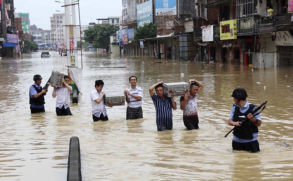 κίνα τυφώνας πλημμύρες