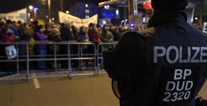 Κάντε κλικ για μεγέθυνση επεισόδια λειψία