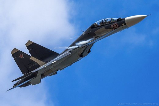 Κάντε κλικ για μεγέθυνση Flying Sukhoi
