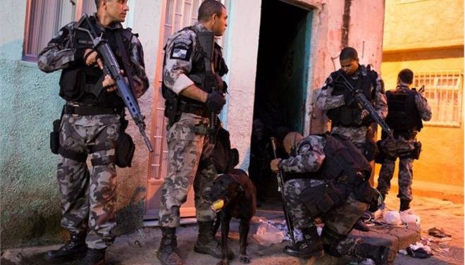Κάντε κλικ για μεγέθυνση αστυνομία βραζιλία