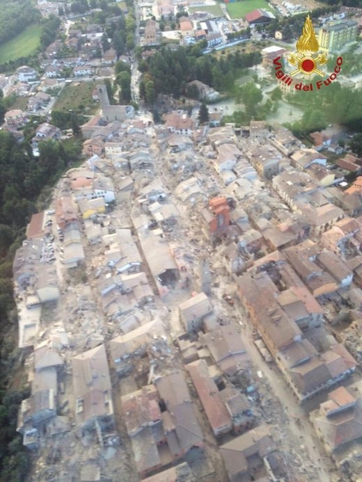 ιταλία σεισμός 