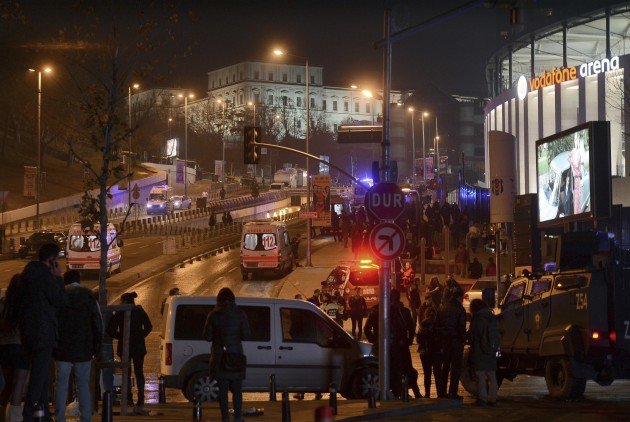 επιθέσεις Κωνσταντινούπολη
