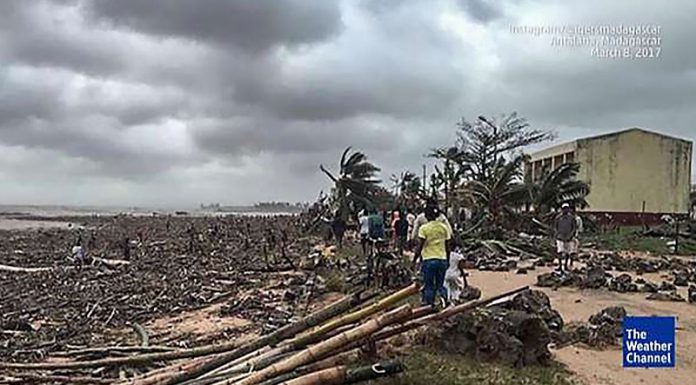 τυφώνας μαδαγασκάρη