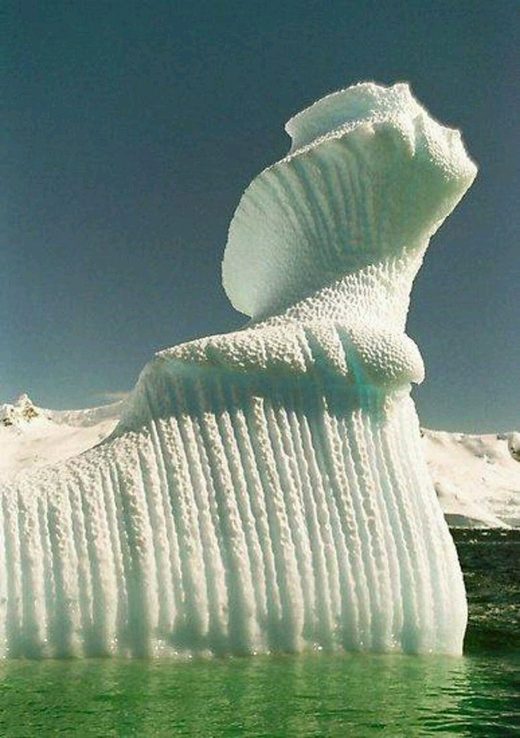 Spiral iceberg
