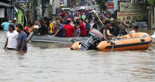 τζακάρτα πλημμύρες