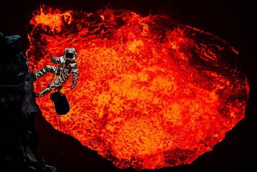 Κάντε κλικ για μεγέθυνση In the Ring of Fire