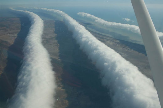 Κάντε κλικ για μεγέθυνση Roll clouds